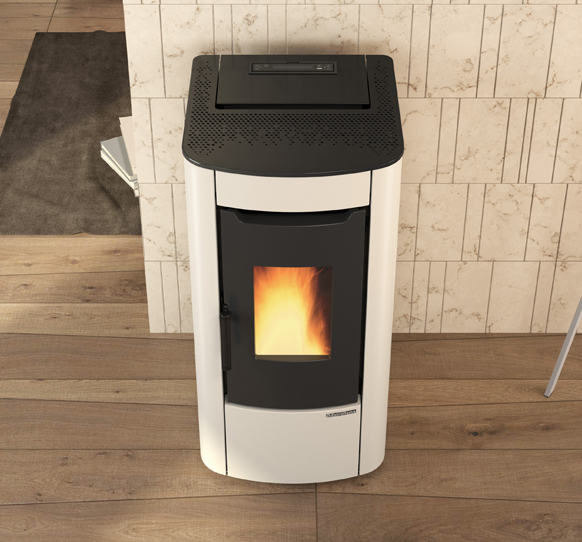 Pellet Stove Extraflame SABRY 5.0 2.8-7 kW Kütteseadmed Sanitaartehnika Soojuspumbad Puidukatlad Korstnad Radiaatorid Boilerid Torud Tarvikud